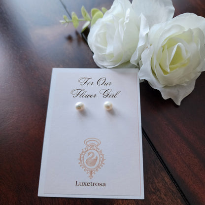 Flower Girl · Freshwater Pearl Studs-White
Maison Luxetrosa