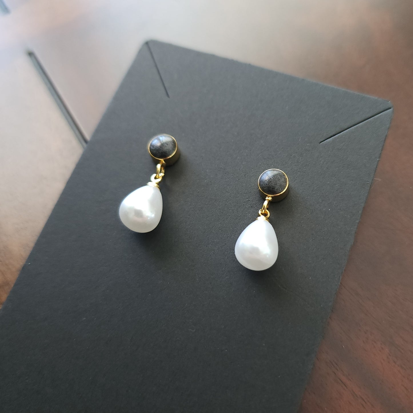 Sigillum Noctis · Pearl Drop Studs