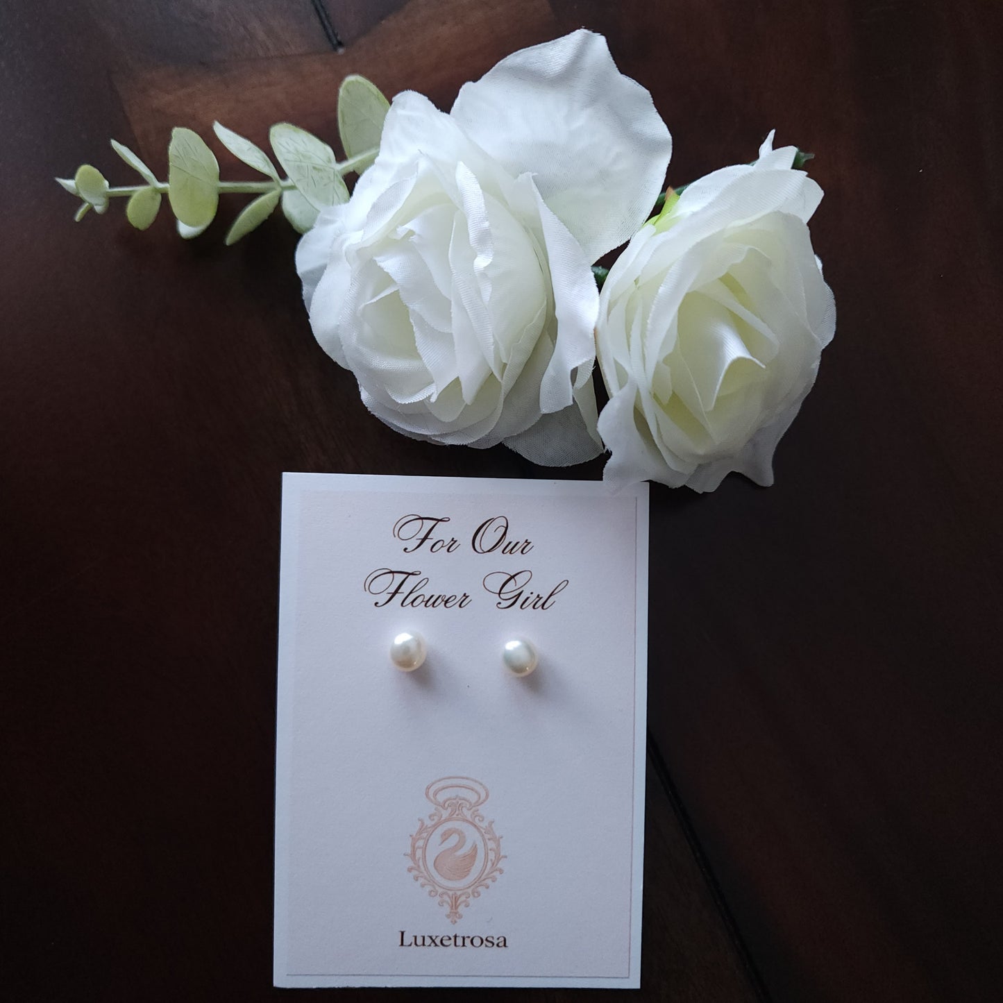 Flower Girl · Freshwater Pearl Studs-White
Maison Luxetrosa