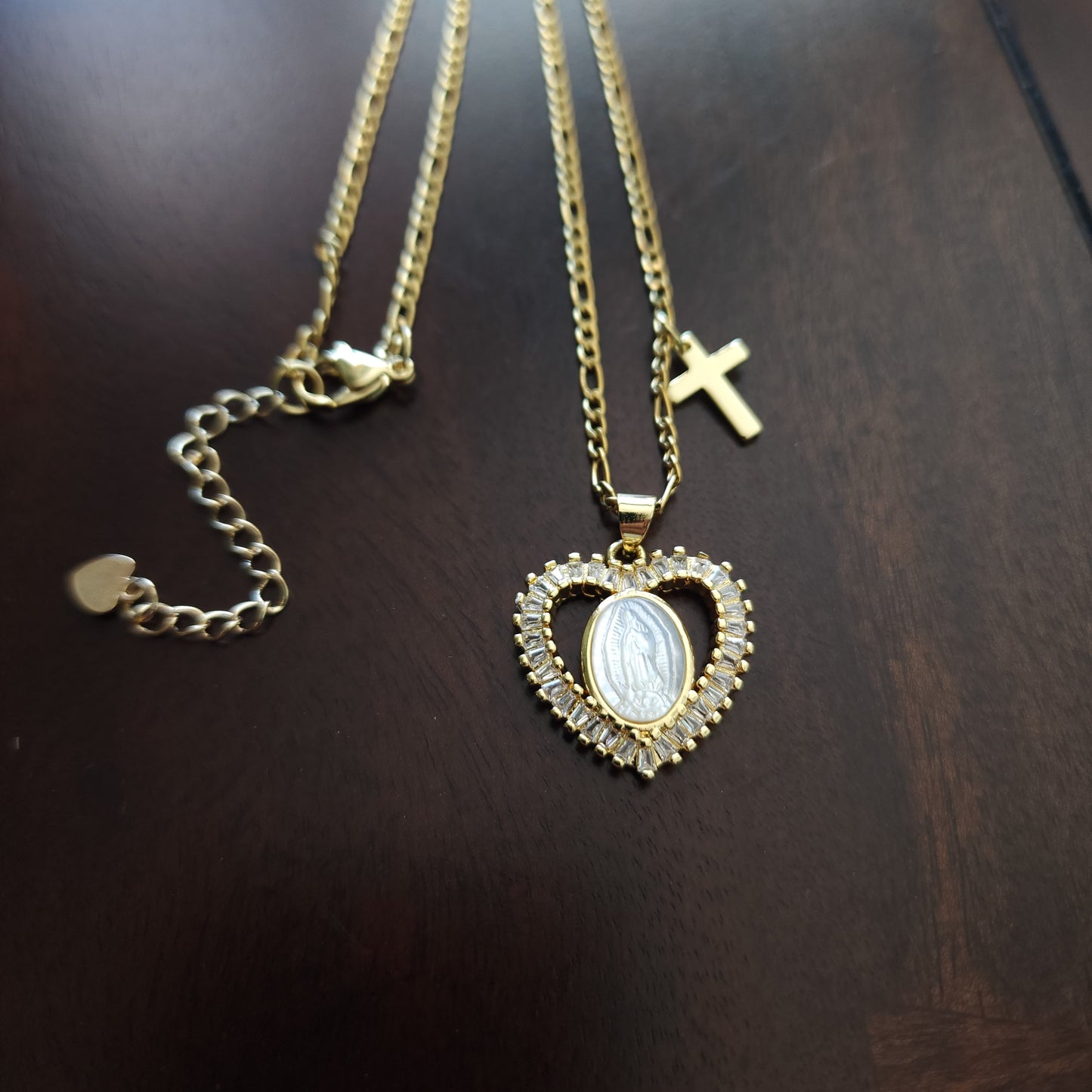 Our Lady of Guadalupe framed within a radiant heart -Nuestra Señora de Guadalupe – Collar Corazón