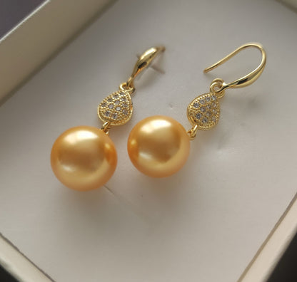 Aurea Vigilat — Champagne Pearl Drop Earrings