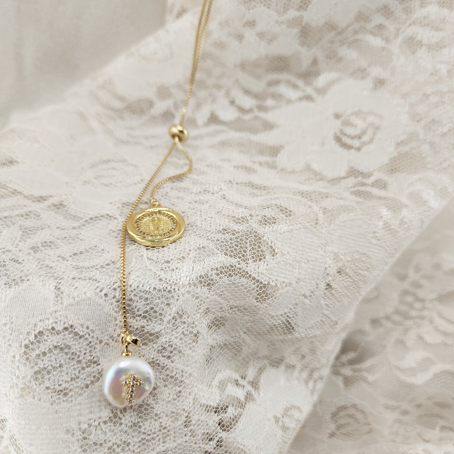 La Riat” Necklace — Pearl & Virgin of Guadalupe Medal