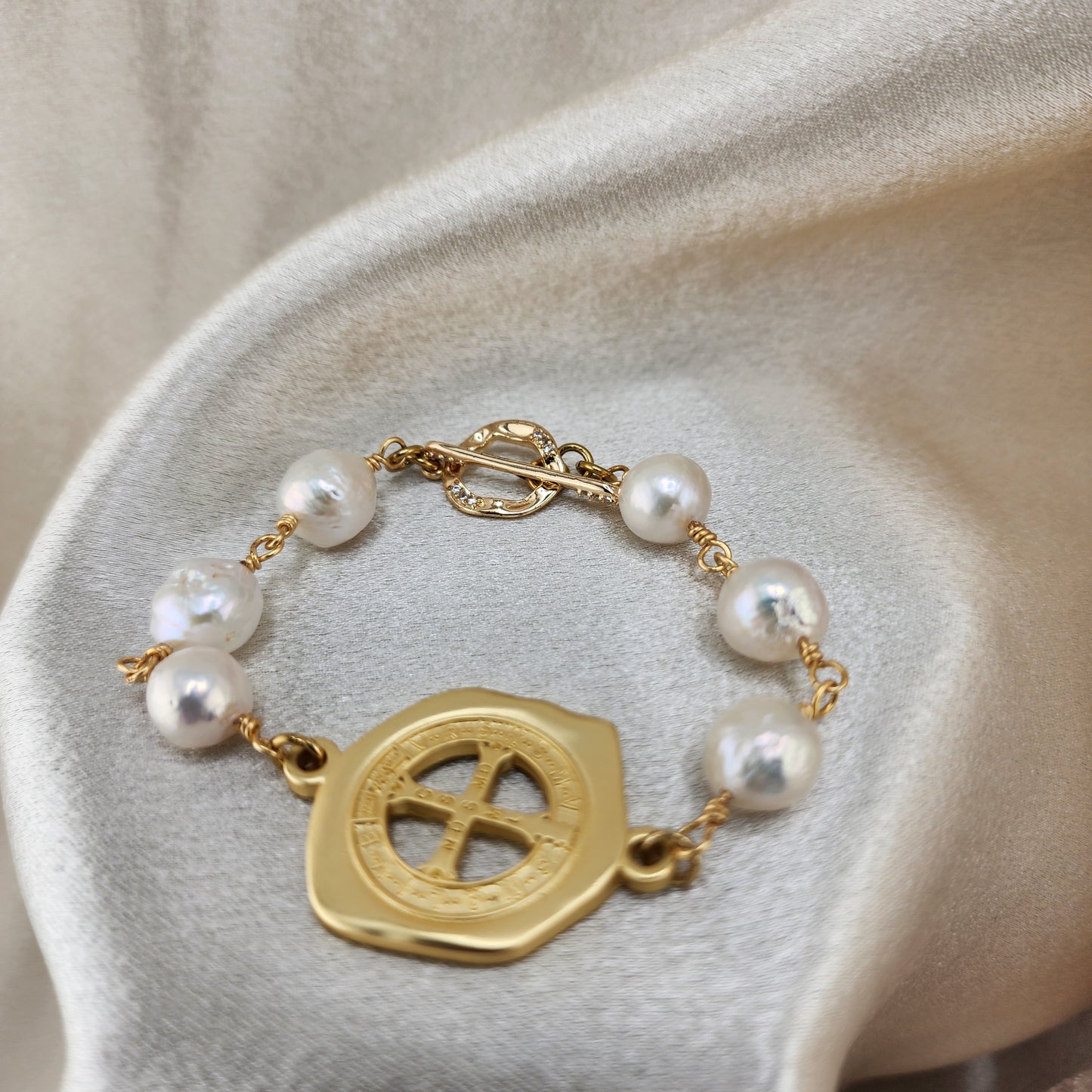 Baroque Pearl & Gold Medallion Bracelet – “Divine Heritage”