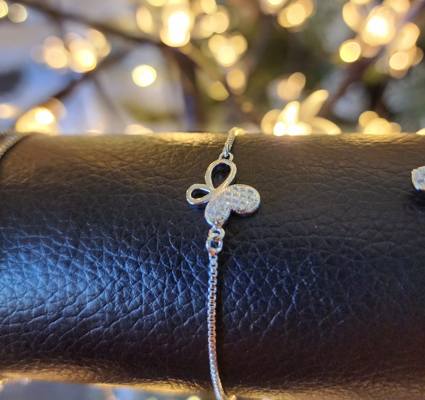 ✨ Butterfly - Slider Bracelet. Pulsera Deslizante “Luz de Platino”