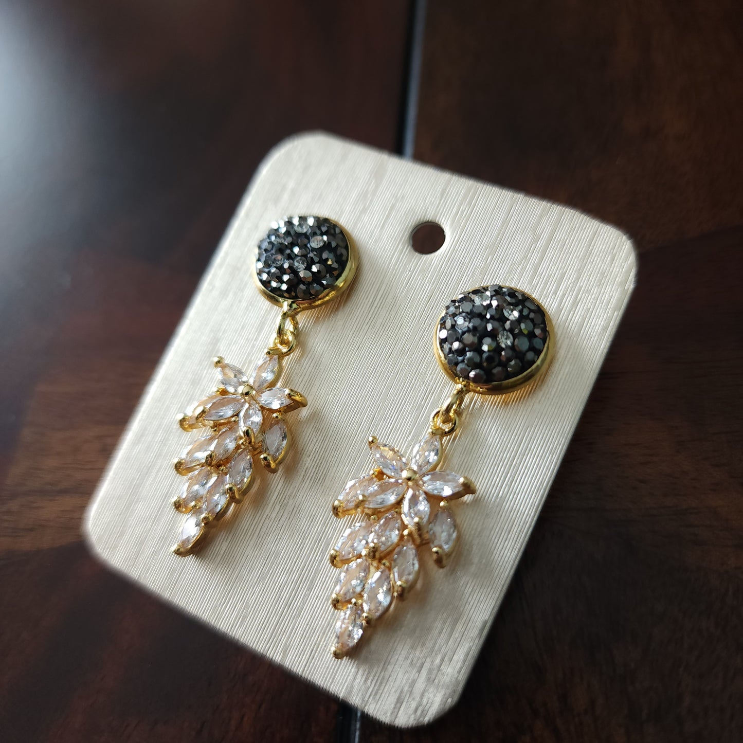Umbra Clara Earrings